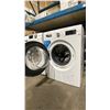 Image 2 : BOSCH 800 SERIES WHITE FRONT LOAD SMART WASHING MACHINE *USED CONDITION*
