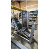 Image 2 : LIFE FITNESS SEATED LEG PRESS MACHINE