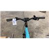 Image 4 : ENVO D35 TEAL/WHITE 8 SPEED E-BIKE WITH FRONT SUSPENSION & REAR DISC BRAKES *MISSING FRONT WHEEL-