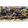 Image 1 : PALLET OF FALL PROTECTION HARNESSES & LIGHT DUTY LIFTING SLINGS