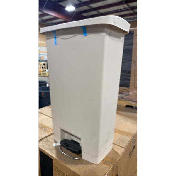 PALLET OF 6 RUBBERMAID COMMERCIAL SLIMJIM 68L STEP-ON WASTE RECEPTACLES *IN BOX*