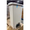 Image 2 : PALLET OF 6 RUBBERMAID COMMERCIAL SLIMJIM 68L STEP-ON WASTE RECEPTACLES *IN BOX*