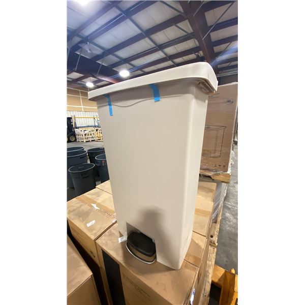 PALLET OF 6 RUBBERMAID COMMERCIAL SLIMJIM 68L STEP-ON WASTE RECEPTACLES *IN BOX*