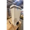 Image 2 : PALLET OF 6 RUBBERMAID COMMERCIAL SLIMJIM 68L STEP-ON WASTE RECEPTACLES *IN BOX*