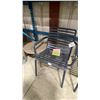Image 2 : 3 GREY NARDI OUTDOOR PATIO CHAIRS & SMALL BROWN END TABLE