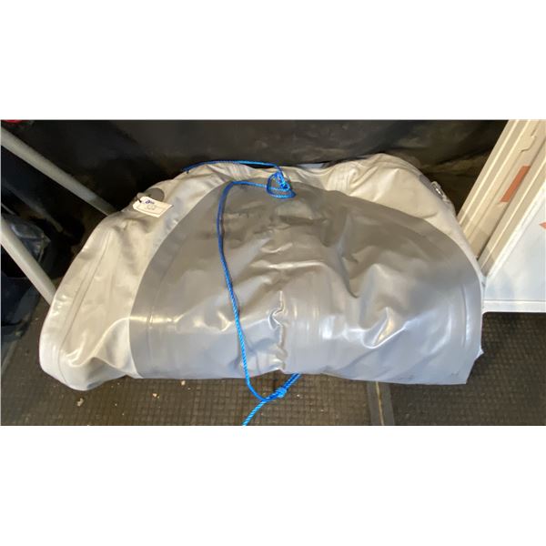 ACHILLES LSI-230E LIGHT GREY 7'7  HYPALON 2 PERSON 710LB CAPACITY PREMIUM INFLATABLE TENDER BOAT