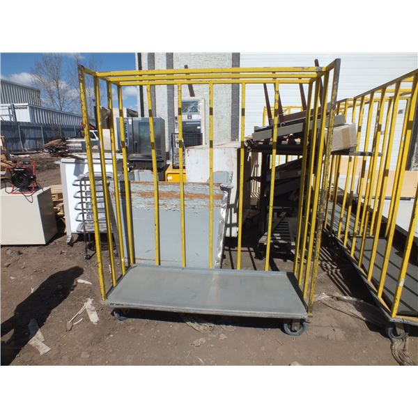 5 Yellow Stands