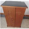 Image 5 : Small wood side table