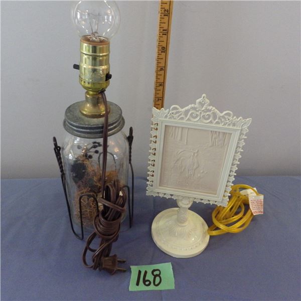 Lot of 2 small decorative lamps