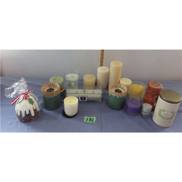 Lot of decorative candles