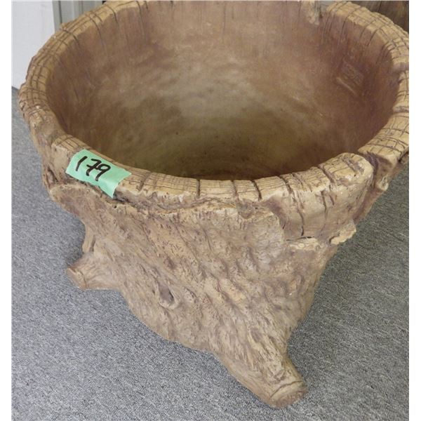 Artificial  sculptured concrete Planter - Very heavy