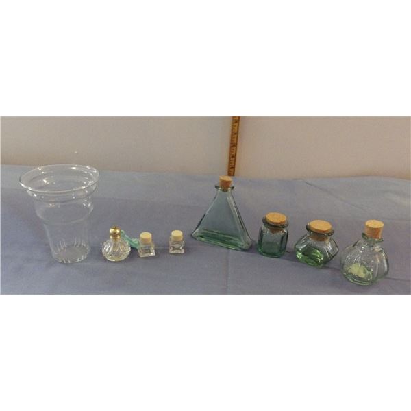 Lot of miniature jars etc
