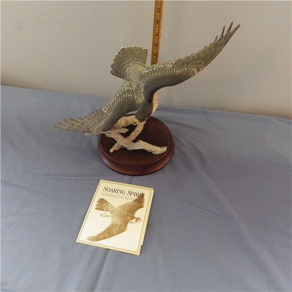 Soaring spirit Eagle figurine   from Franklin Mint