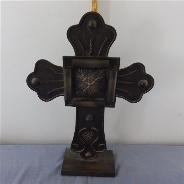 Decorative table top cross