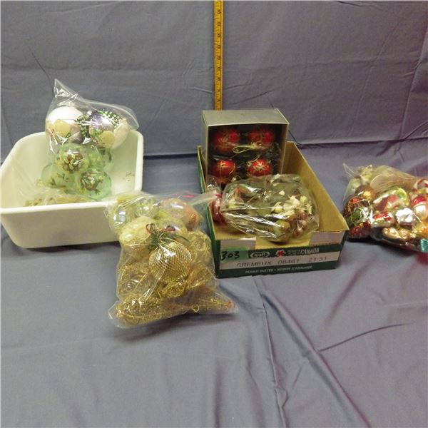 Lot of Christmas themed items
