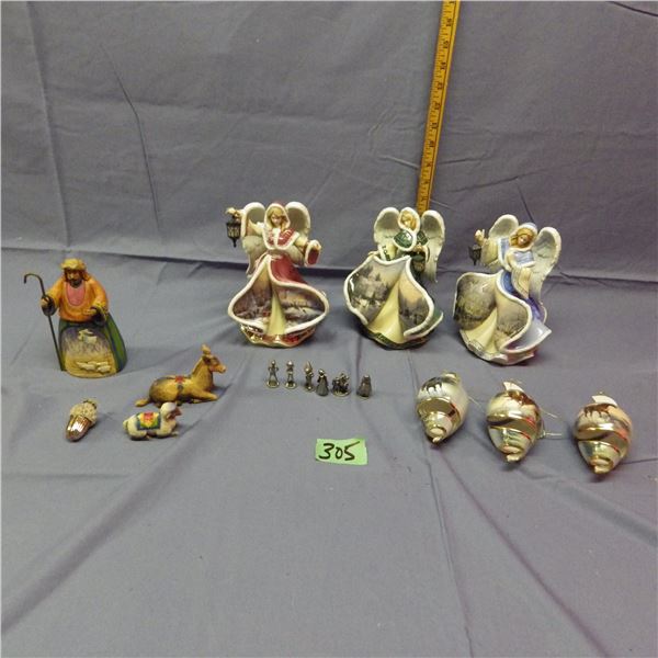 Lot of Christmas themed items