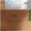 Image 4 : 4 drawer legal size filing cabinet on casters