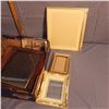 Image 3 : Box with assorted picture frames