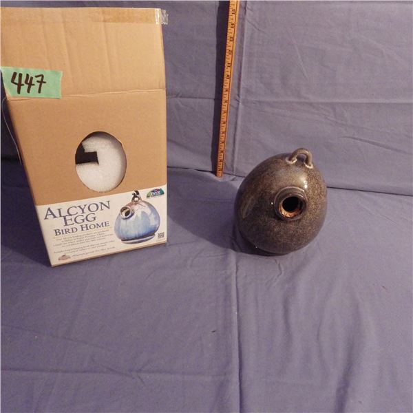 Alcyon Egg Bird home