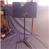 Image 1 : Music stand