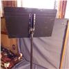 Image 3 : Music stand