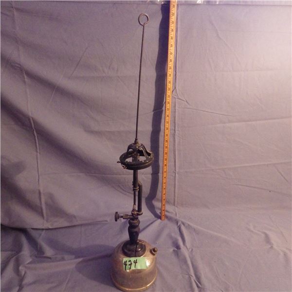 Vintage Coleman Quick lite gas Table lamp some damage