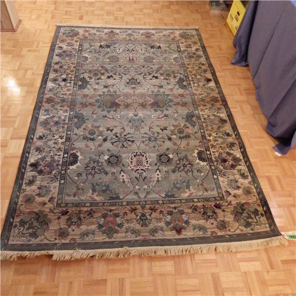 Area rug size noted in picture