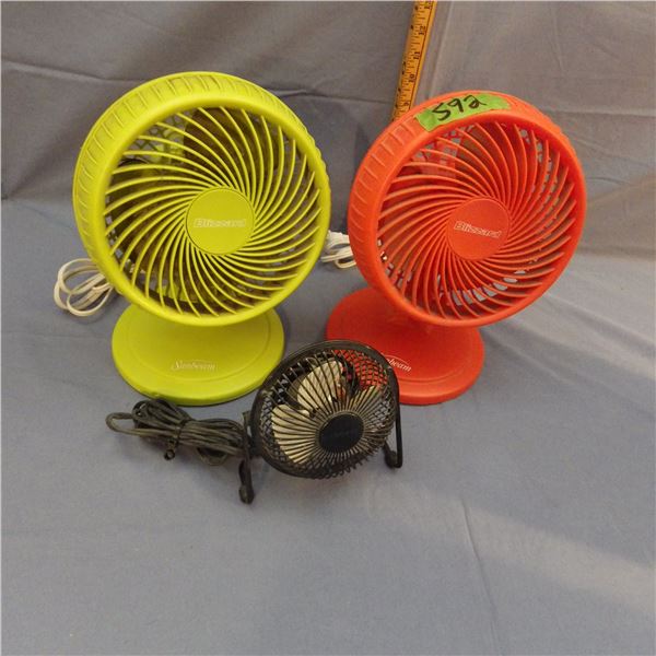 Lot of three table fans