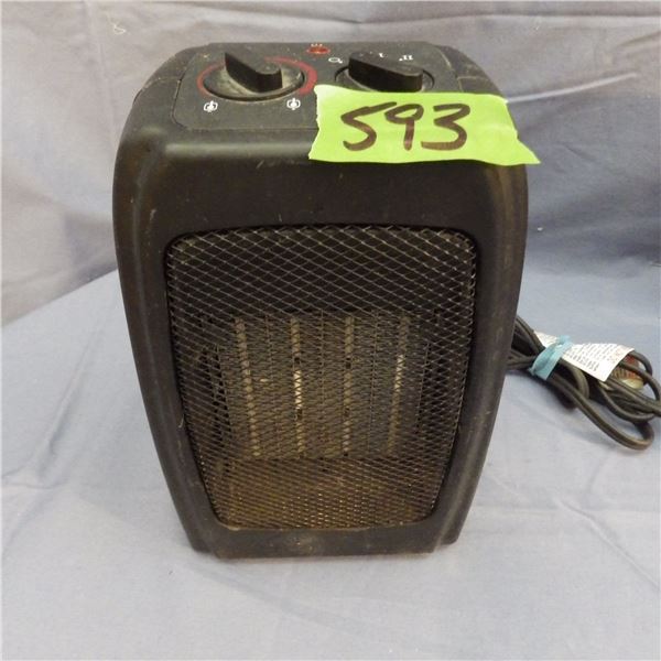 Ceramic heater