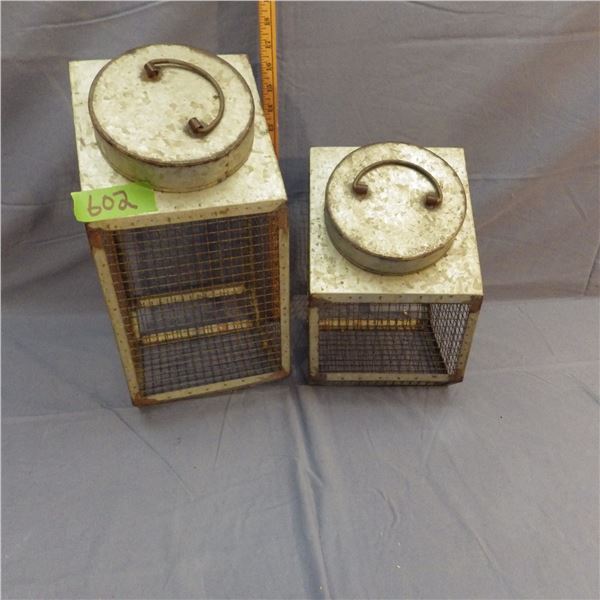 Vintage metal Wire egg baskets with lids