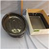 Image 2 : Roasters and Pan