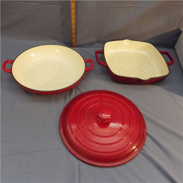 Heavy cast baking pots