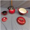 Image 5 : Cast baking pots etc