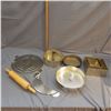 Image 1 : Lot of miscellaneous baking pans