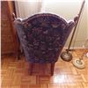 Image 4 : Wood side chair with upholstered seating