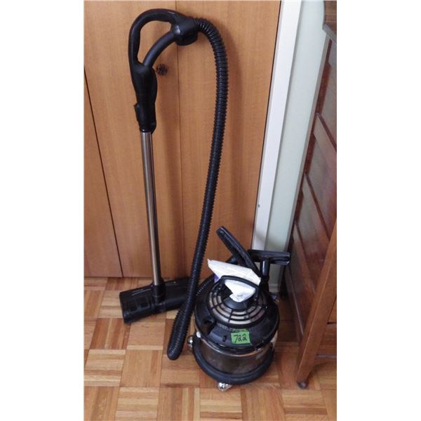 Filter queen vacuum with attachments