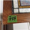 Image 8 : Hanging stained glass window display