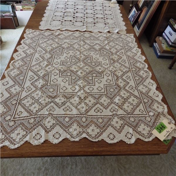 Lace tablecloths