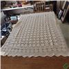 Image 5 : Lace tablecloths