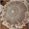 Image 2 : Vintage round lace tablecloths