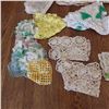 Image 2 : Vintage lace doilies