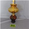 Image 1 : Reproduction glass oil lamp featuring a crown shaped design