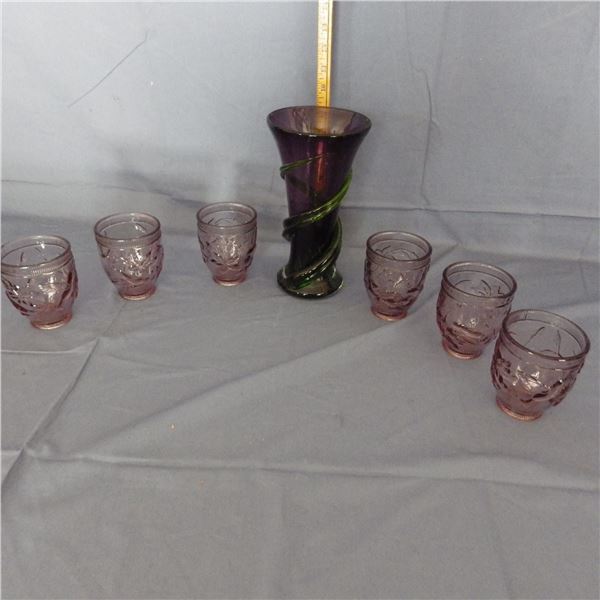 art glass vase and pink hummingbird tumblers - - tumblers are embossed with a hummingbird and floral