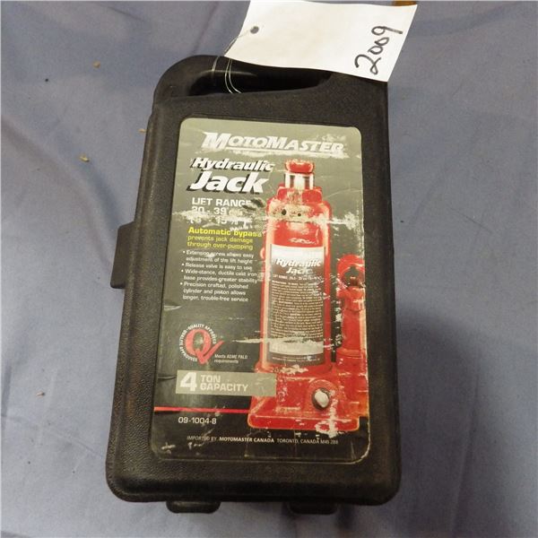 Motomaster Hydraulic Jack