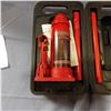 Image 1 : Motomaster Hydraulic Jack