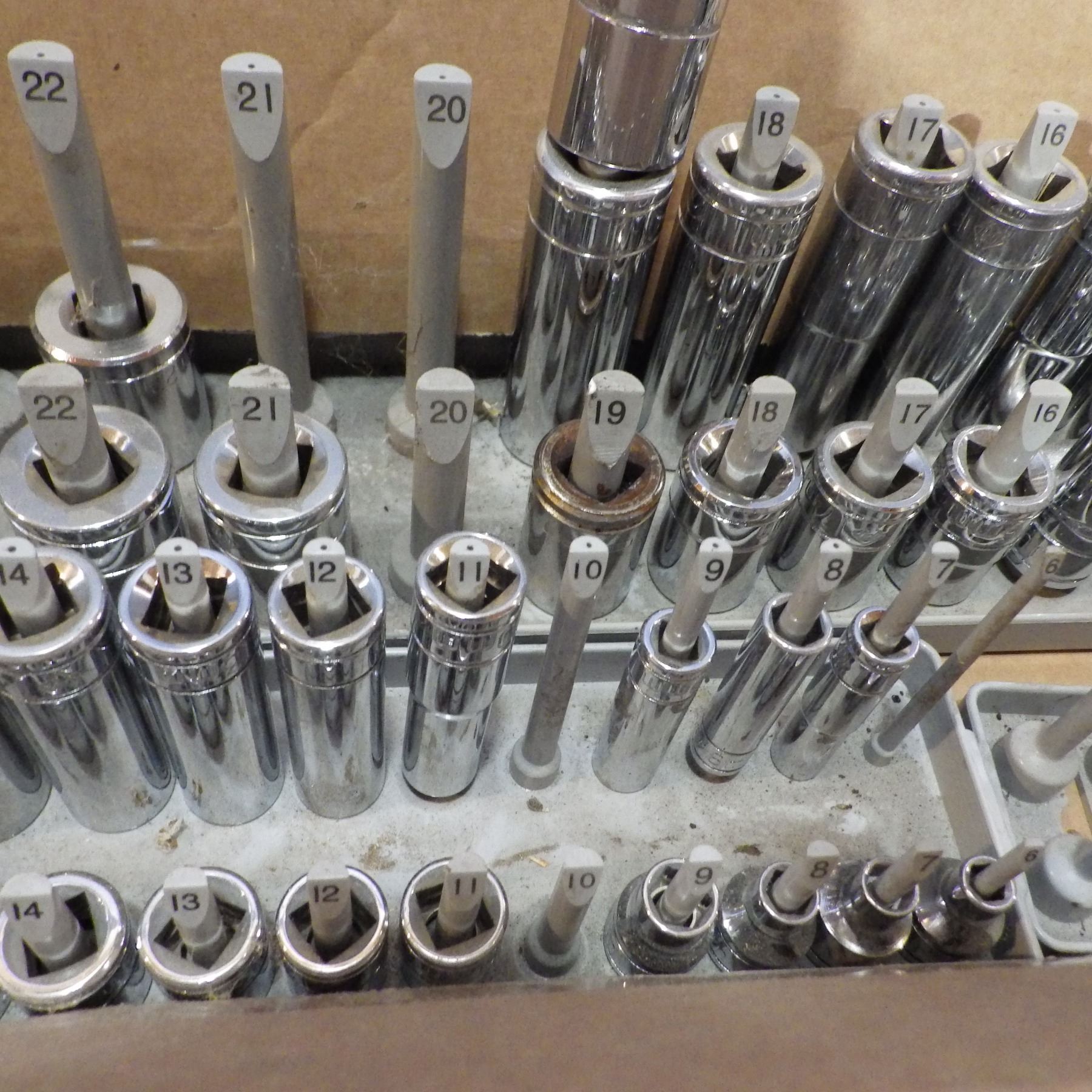 Socket Bars Using trays with metric sockets, ratchets, socket extensions bars