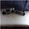 Image 1 : 2 radios