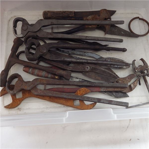 hoof trimmers and some vintage tools and more