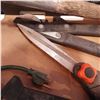 Image 4 : pruning shears , pruning saw and more gardening items