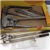 Image 3 : assortment of tubing benders